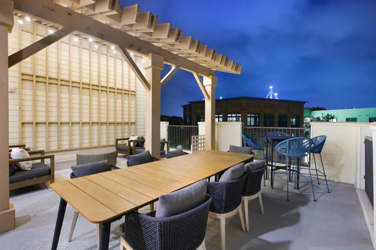 Apartment Stylish 2br W Pool,gym,prking-near Rvrwalk & Dome