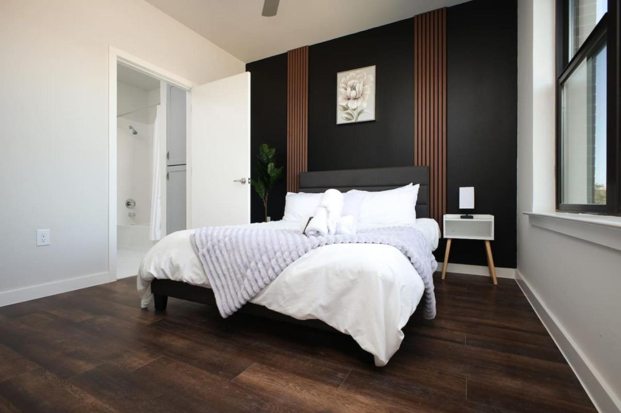 Apartment Stylish 2br W Pool,gym,prking-near Rvrwalk & Dome *